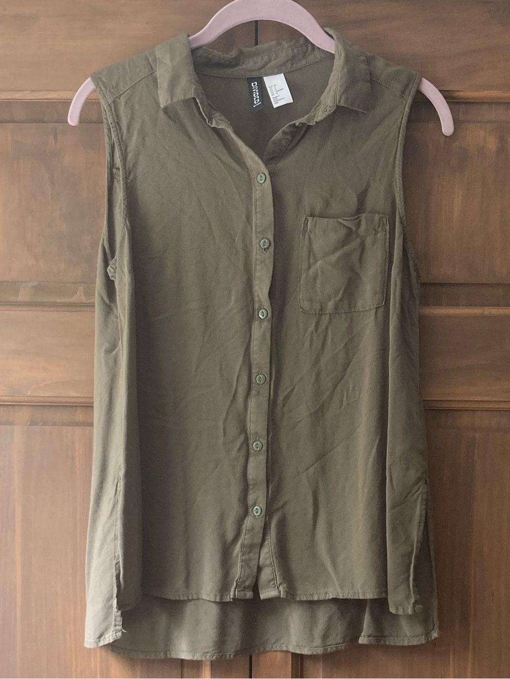 H&M Divided Olive Green Lightweight Sleeveless Button-Up Top 8